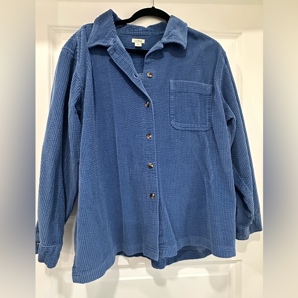 Women’s L.L. Bean Blue Corduroy 100% Cotton Button-Down Size XL